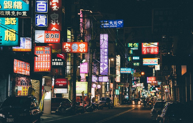 Achieving harmony entering the Chinese market: Localization vs. Maintaining product and brand consistency | Daxue Consulting