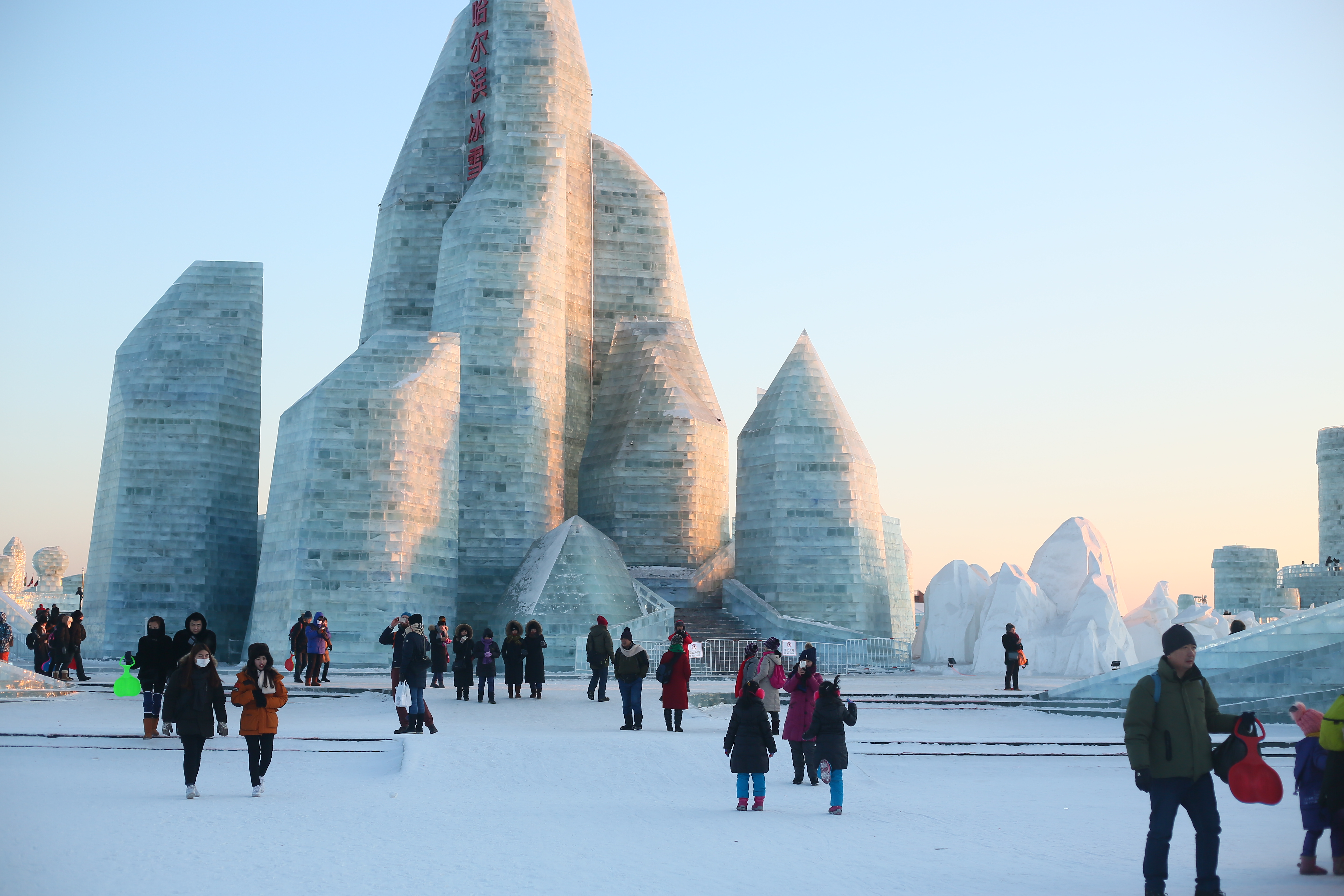 China’s winter apparel market is taking off with winter sports and winter tourism