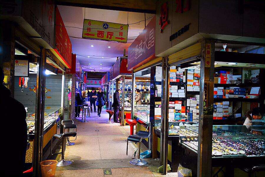 Inside of Donghai crystal market Chinese superstitions